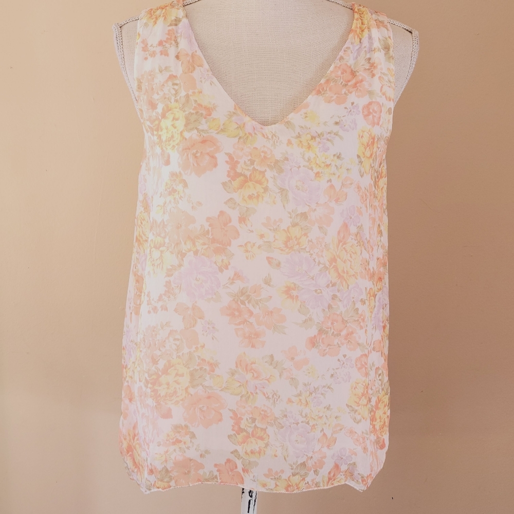 Guisy floral silk blouse size small